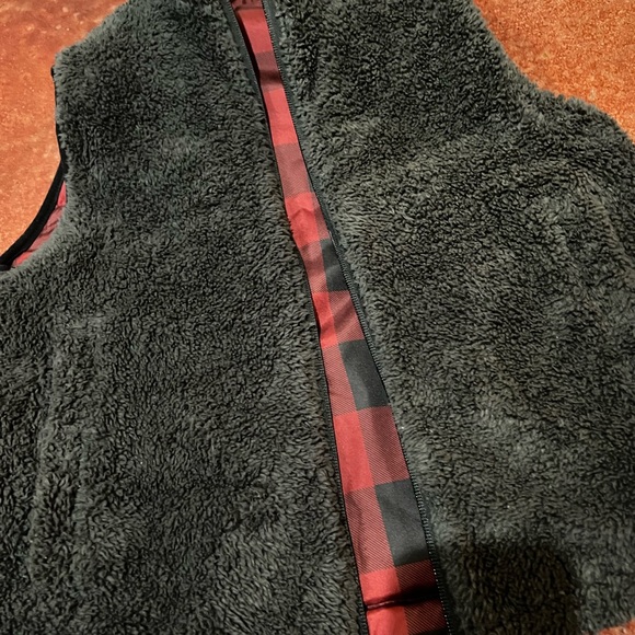 Boys reversible vest - Picture 2 of 3